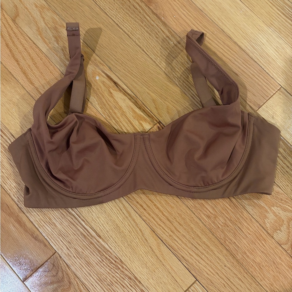 SheCurve - 34D Never Been Worn Underwire Support Seamless Unlined Balconette - Picture 3 of 7